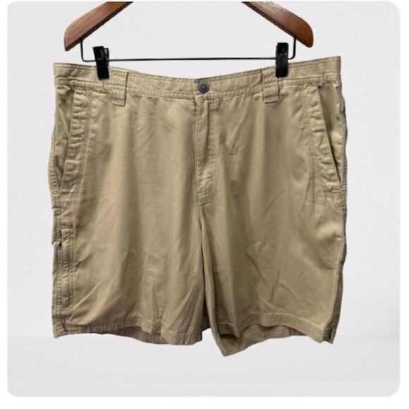 Columbia Men’s Cargo Shorts sz 40 Omni-Shield 9” Inseam # H258 - Picture 1 of 12